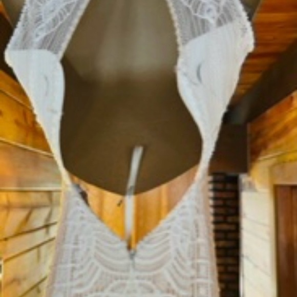 Chic Nostalgia Wedding Dress - Picture 5 of 6